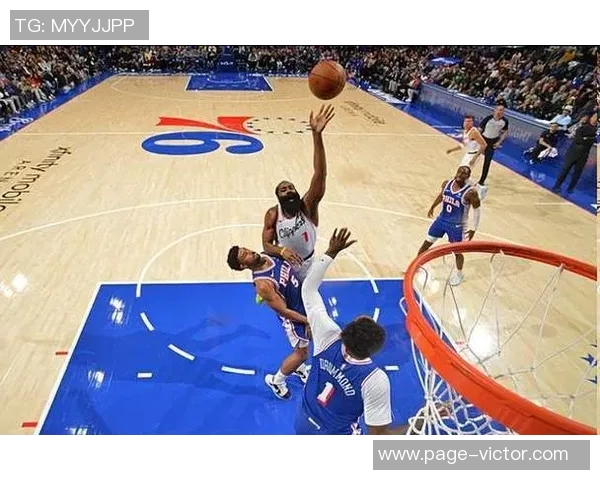 埃奇库姆与马克西联手74分创揭幕战新纪录仅次于哈登伍德组合